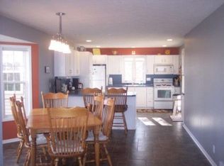 3574 Walnut Park Dr, Hamilton, MI 49419