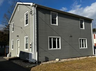 15 Loomis Hts, New Hartford, CT 06057