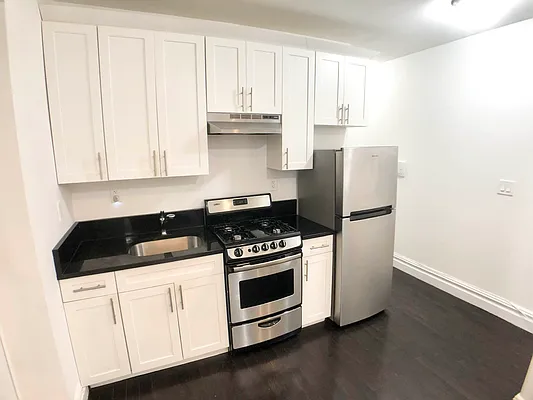 Rented by MOTION New York | media 9