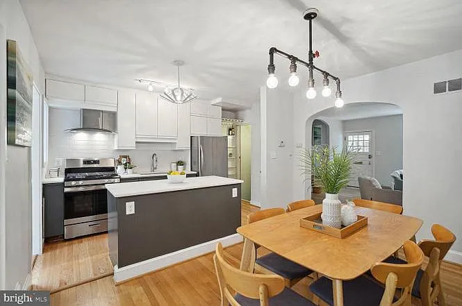 2325 Huidekoper Pl NW — Photo 20