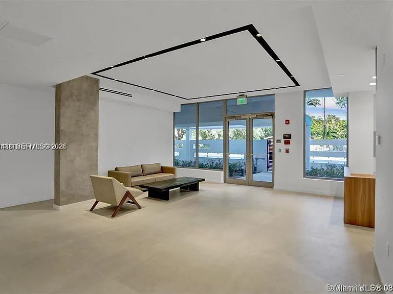 13800 Highland Dr #403 — Photo 12