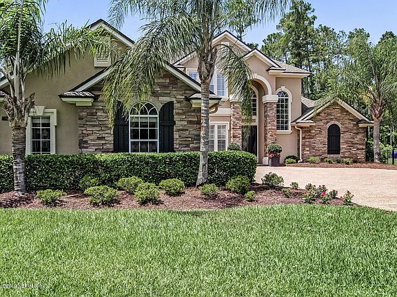 4th image of 794 Port Charlotte Dr