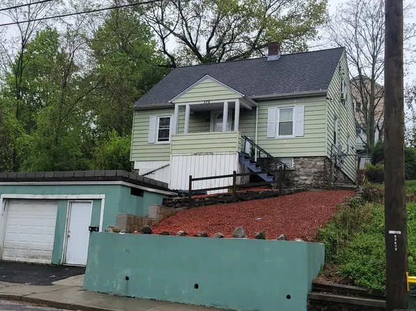 376 Congress Avenue, Waterbury, CT 06708