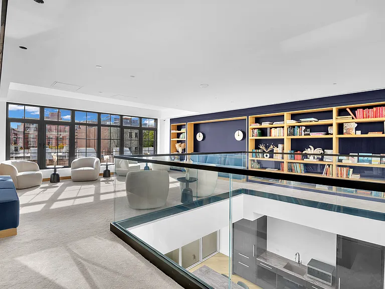 300 W 122nd St #6R — Photo 15