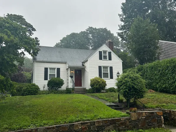 41 Frances Ave #Top, Norwalk, CT 06854