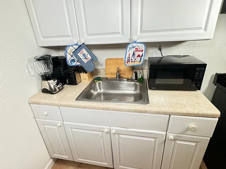 1430 Stacy St N #4 — Photo 8
