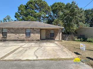 2280 Jeannie St, Navarre, FL 32566