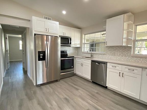 4th image of 120 Barre Dr