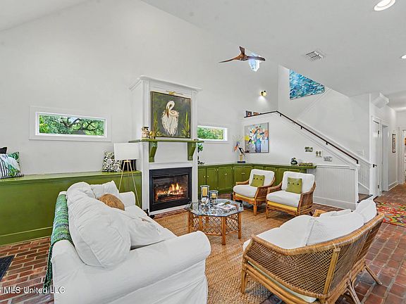 4th image of 1115 Dunbar Ave