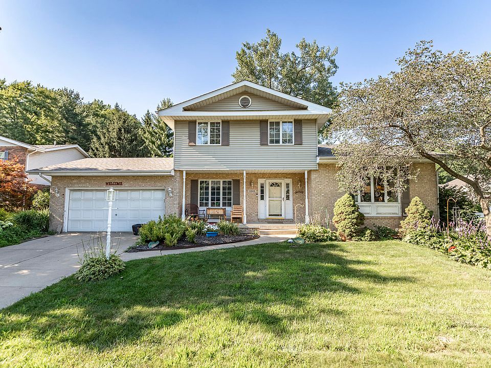 1st image of 3545 Laverne Dr
