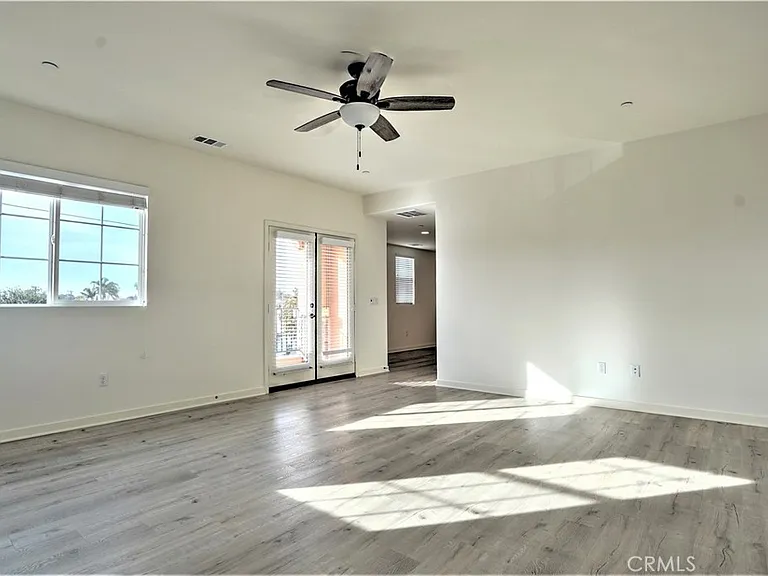 22117 Normandie Ave — Photo 22