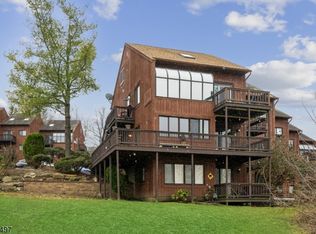 1 Onuma Ct UNIT 2, Vernon, NJ 07462