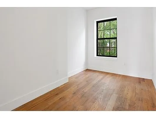 Rented by Douglas Elliman | media 33