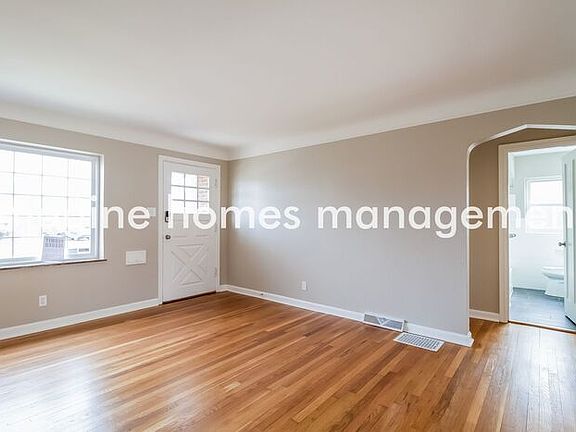 4th image of 4113 Orchard Ln