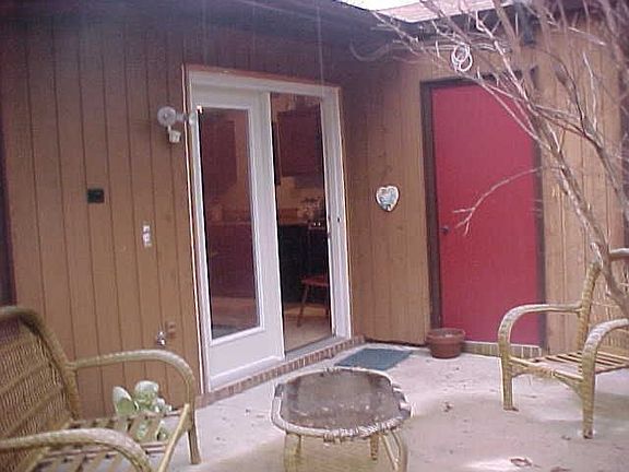 BACKYARD WITH STORAGE SHED