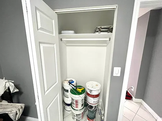 Rented by Amorelli Realty | media 13