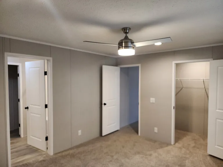 13955 Bronte Dr N — Photo 27