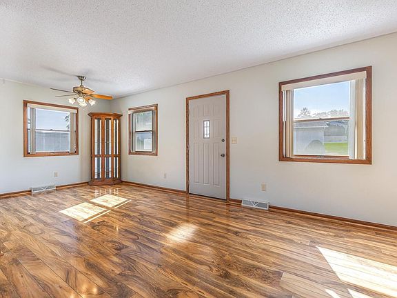 2nd image of 3450 Woodbridge COURT