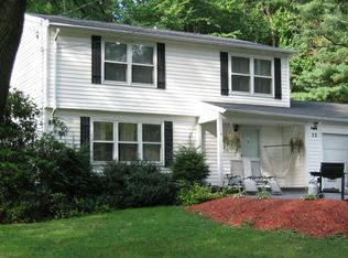 52 Chestnut Ridge Rd, Rochester, NY 14624