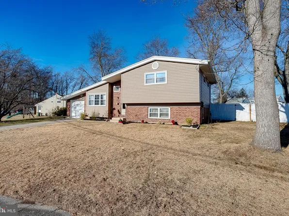 180 Sacramento Ct, Mantua, NJ 08051