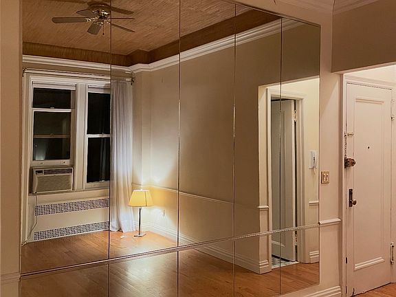 5th image of 26 E 63rd St APT 11E