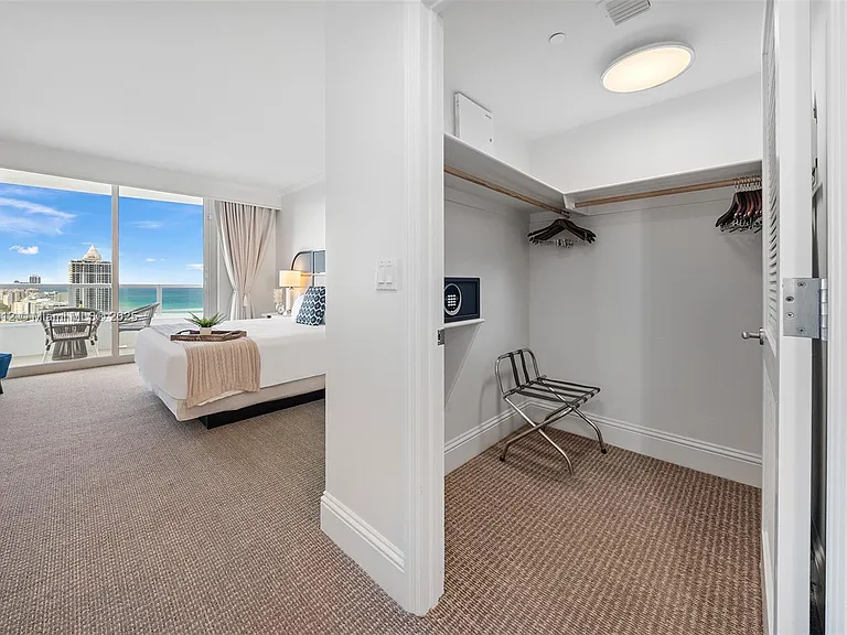 4401 Collins Ave #3505 — Photo 16