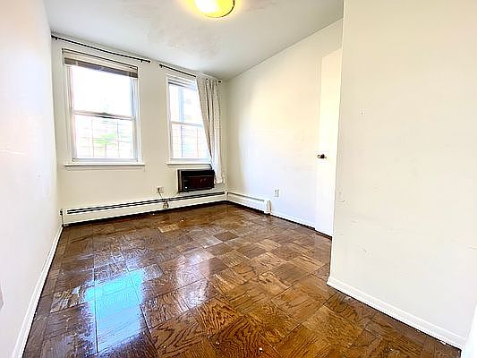 2nd image of 630 W 238th St #2