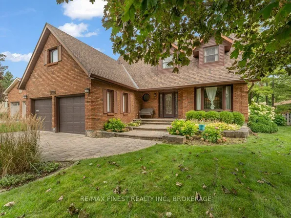 562 Sycamore St, Kingston, ON K7M 7L8