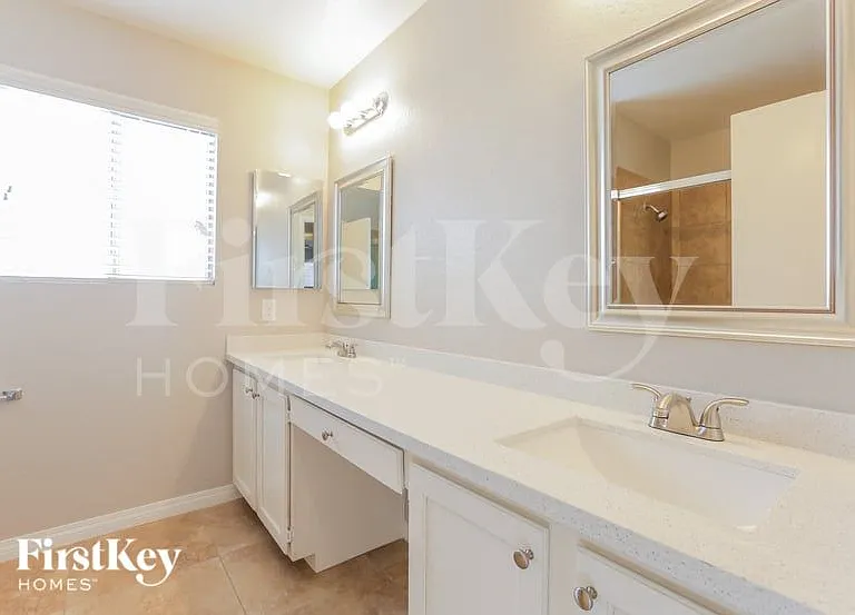 2100 Storkspur Way — Photo 9