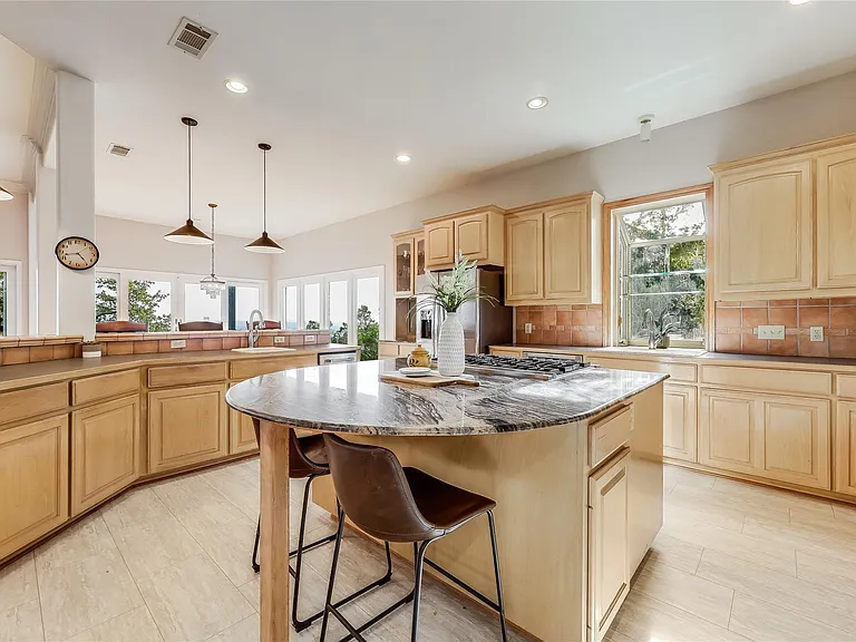 20701 Adobe Trl — Photo 9