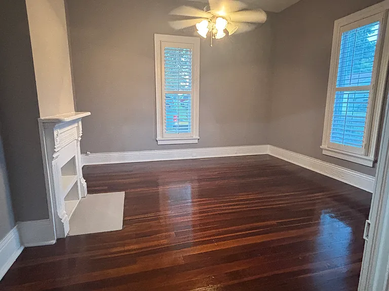 313 N High St — Photo 5