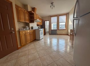 1864 Himrod St APT 2R, Ridgewood, NY 11385