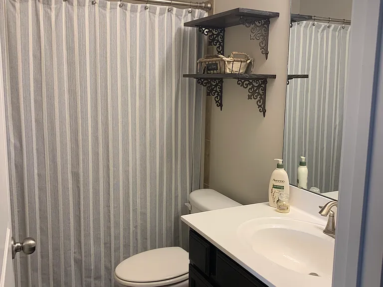 2724 Barbera Dr — Photo 9