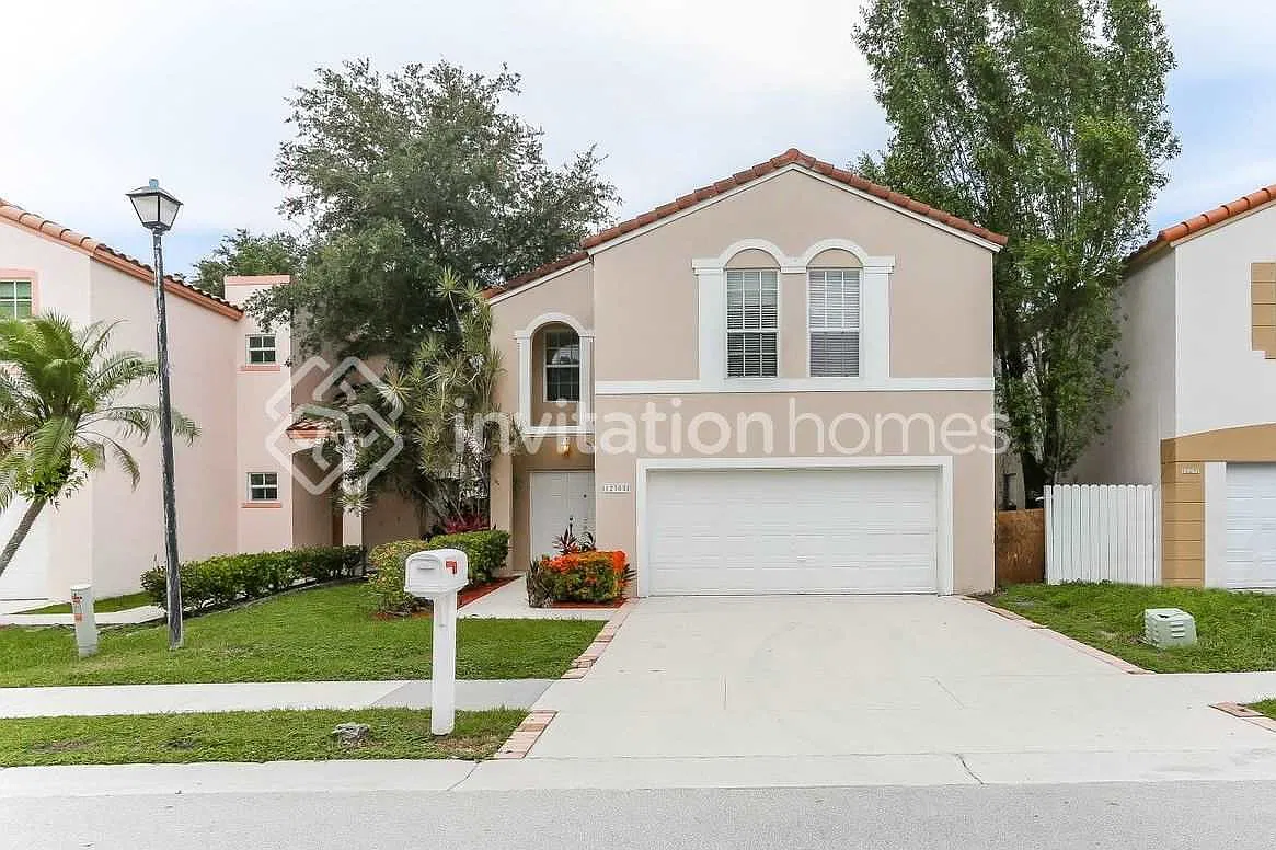 12305 NW 1st St Plantation, FL 33325 — Photo 1