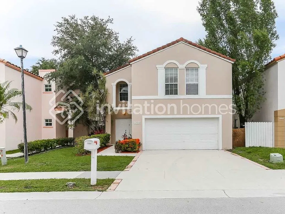 12305 NW 1st St