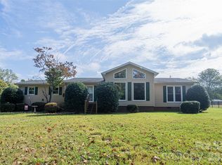 1440 Barbara Dr, Cherryville, NC 28021