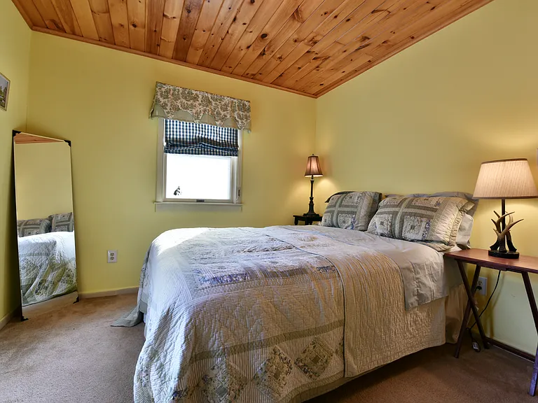 103 Wendell Ave — Photo 11