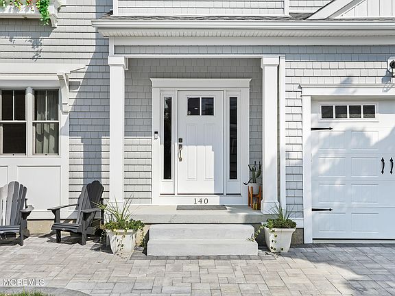 5th image of 140 Curtis Place