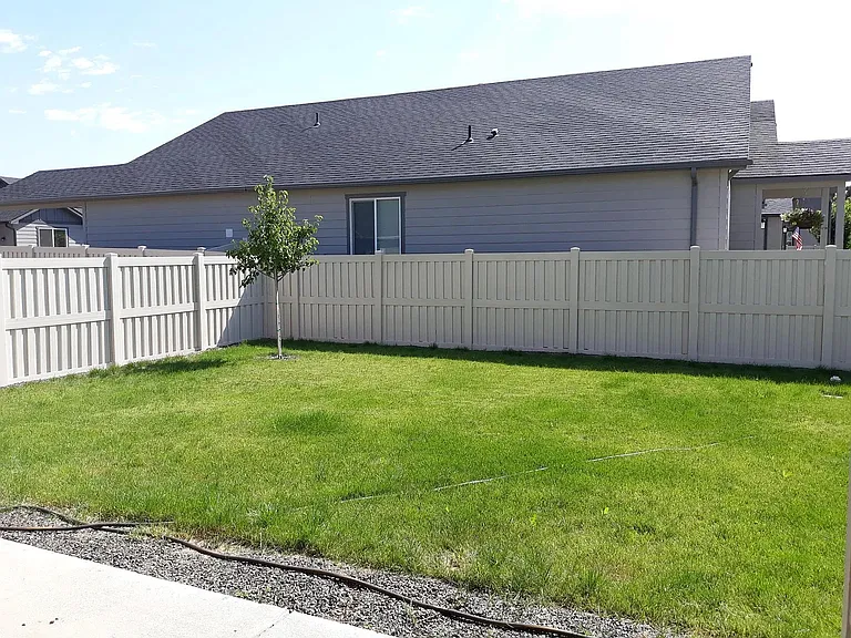 1298 N Tyra Ave — Photo 25