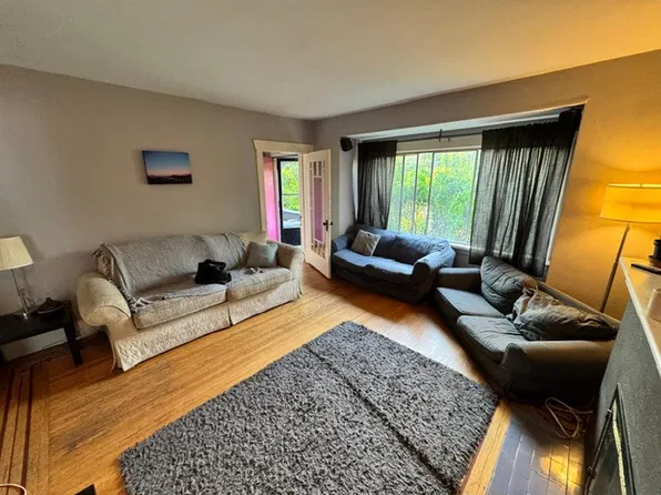 3460 W 12th Ave, Vancouver, BC V6R 2N1