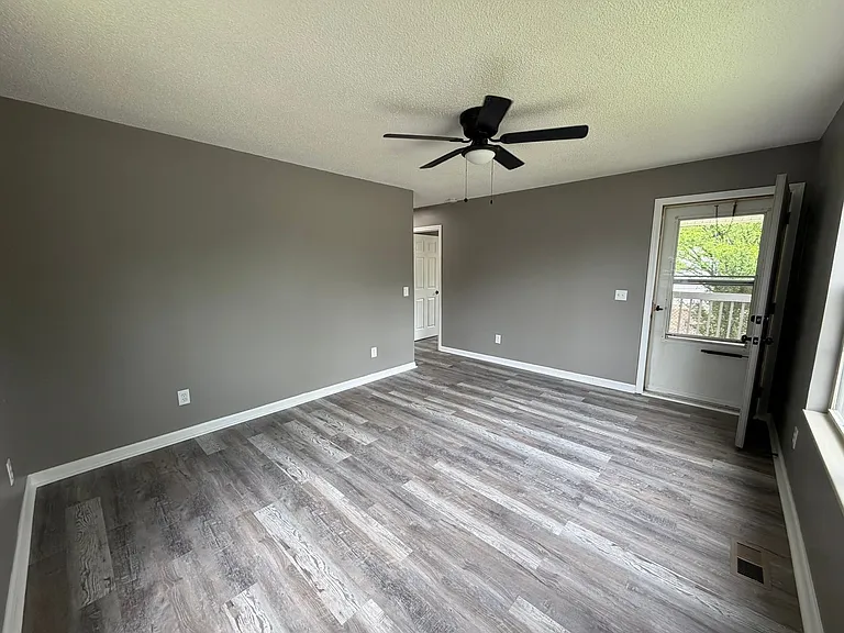 217 W Tennessee Ave — Photo 7
