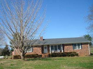 412 Golf Club Rd, McMinnville, TN 37110