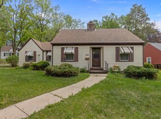 1606 E Gate Pkwy, Rockford, IL 61108