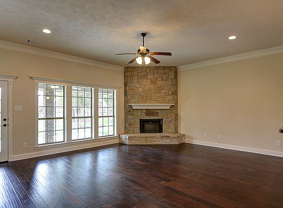 5th image of 3701 Park Oak Dr