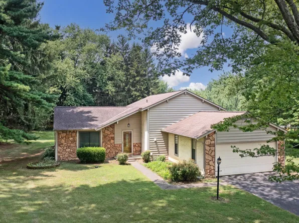 5630 Shannon Rd, Canal Winchester, OH 43110