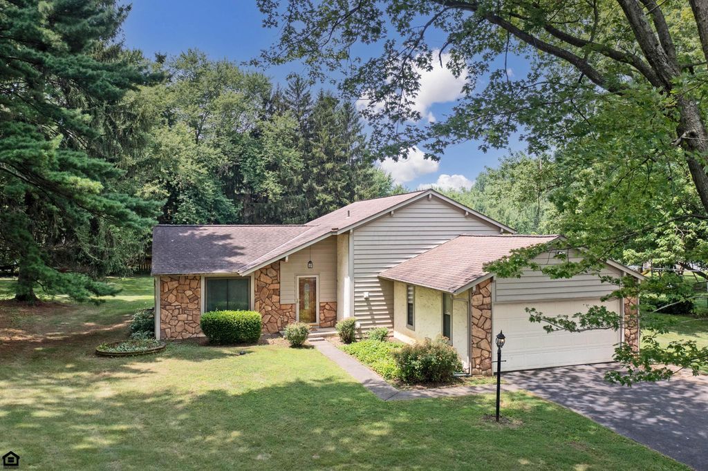 Real estate listing image