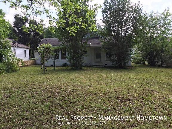 3rd image of 1016 McBee St