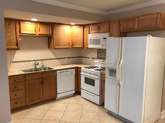 3rd image of 313 W Saulnier St #315 A