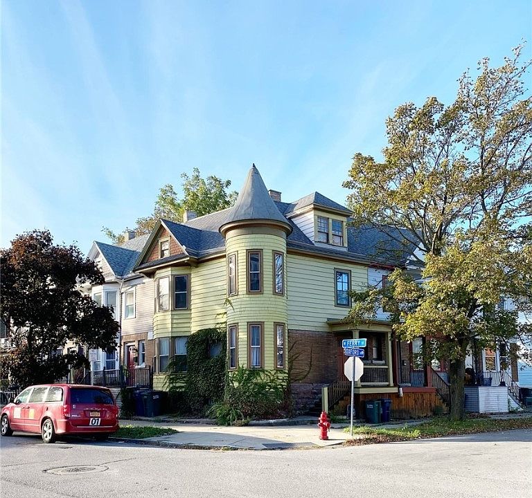 1st image of 2 Oxford Ave