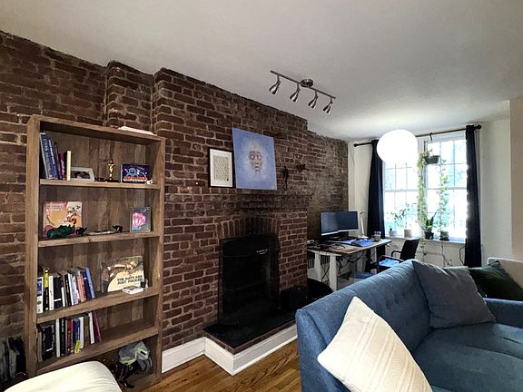 3rd image of 53 W 85th St #6